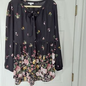DR2 Black Floral Women's Blouse with Bow